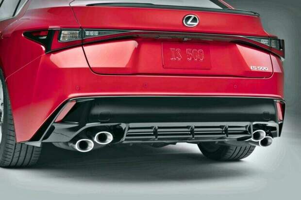 Новый Lexus IS 500 F Sport - японский седан с V8 под капотом.