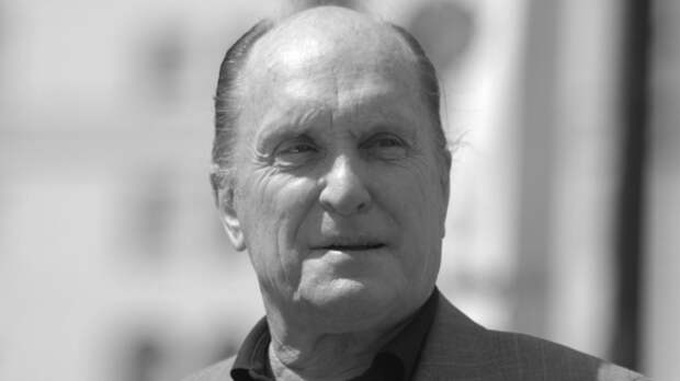 "Любивший запах напалма по утрам" актер Роберт Дюваль умер