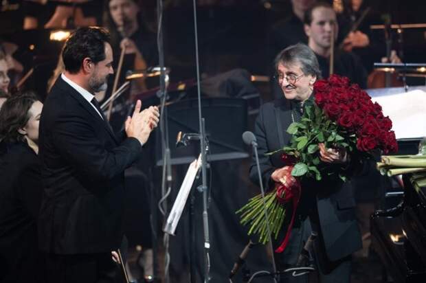 Башмет отметил день рождения на сцене Концертного зала им. Чайковского