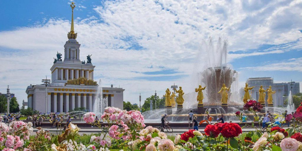 Собянин открыл павильон нефти в историческом отраслевом здании ВДНХ. Фото: mos.ru