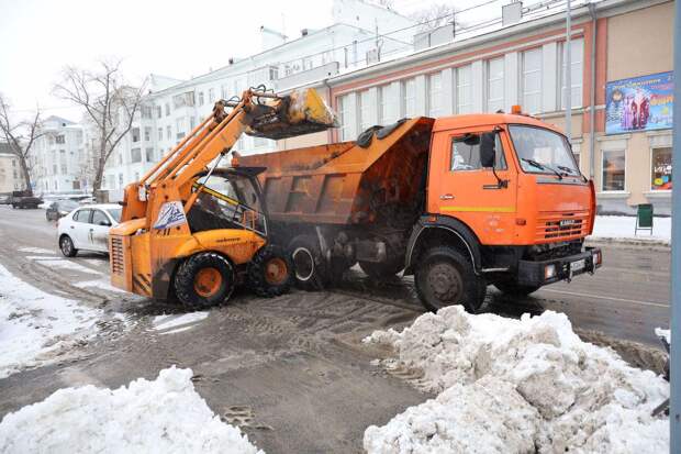 “Где техника, которую закупили?”: жители Самары отреагировали на качество уборки снега в городе