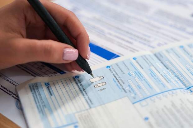 ЦБ: в России резко снизилось число жалоб на ОСАГО и автокредитование