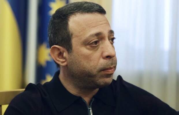 Заместитель Коломойского предложил “перекрыть” газовую трубу