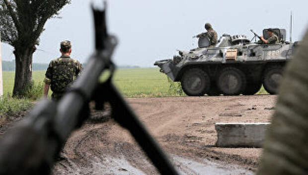 Украинские военные в зоне конфликта на востоке Украины