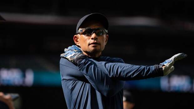 Ichiro Suzuki warms up before a Seattle Mariners game.