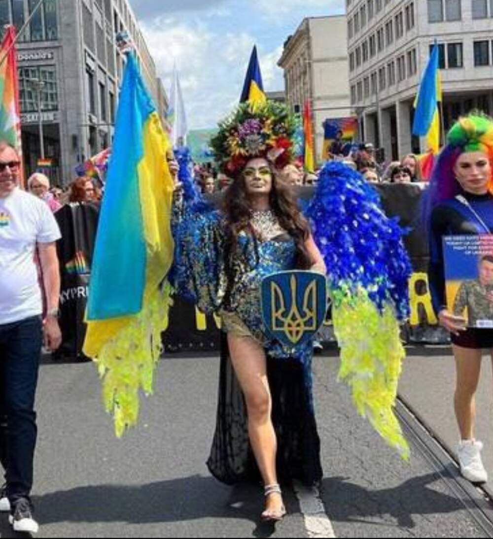 когда прошел гей парад на украине фото 26