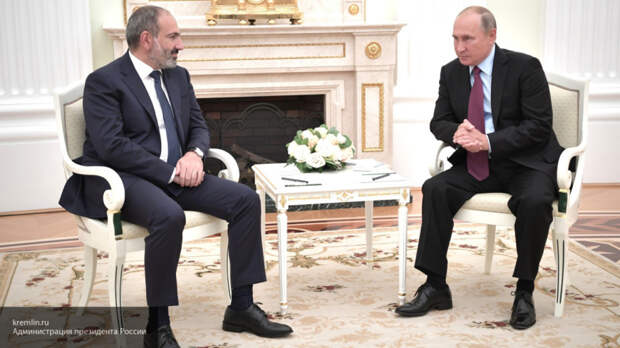 Лавров сообщил о телефонном разговоре Путина и Пашиняна 11 ноября