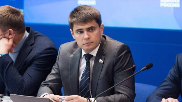 Депутат Боярский призвал россиян вакцинироваться от коронавируса