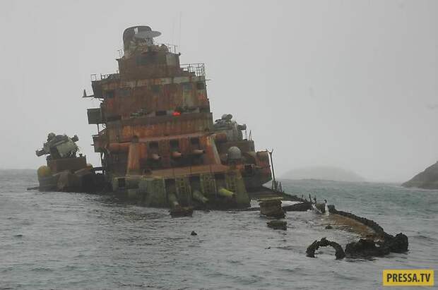 Впечетляющие и живописные остатки кораблей на месте кораблекрушений (22 фото)