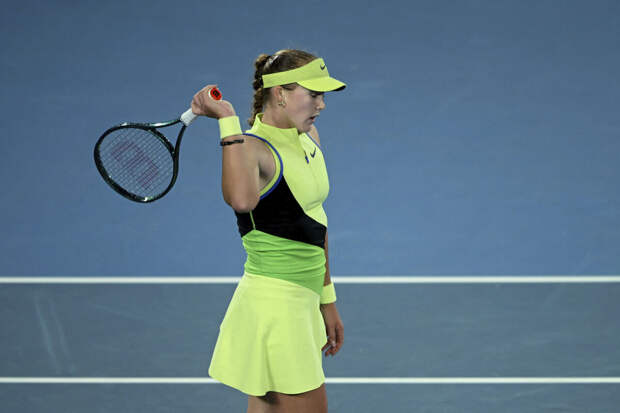 Экс-теннисист Чесноков: с такой игрой не вижу у Андреевой перспектив и будущего