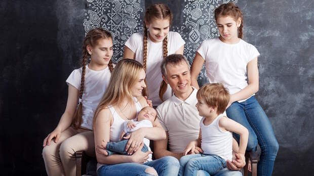 Соцфонд начал принимать заявления от многодетных матерей на перерасчет пенсии