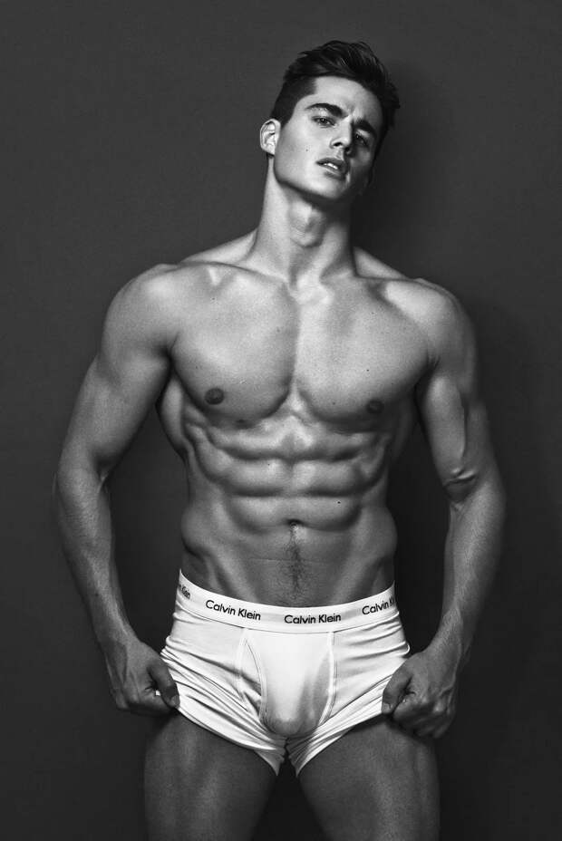 Блогер Пьетро Боселли (Pietro Boselli) Пьетро Боселли (Pietro Boselli)