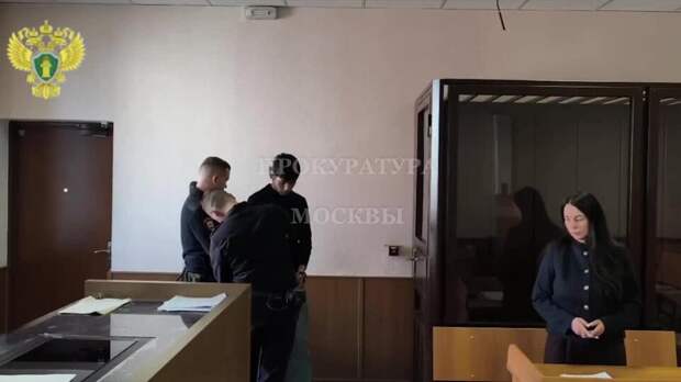 Сбивший трех человек водитель каршеринга арестован в Москве