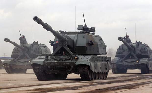 На фото: самоходные артиллерийские установки "Коалиция-СВ"