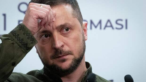 Череда скандалов, произошедших на Украине за последние несколько дней и нервное заявление президента Владимира...