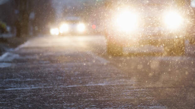 В ГИБДД Свердловской области призвали водителей ездить аккуратней из-за снегопада