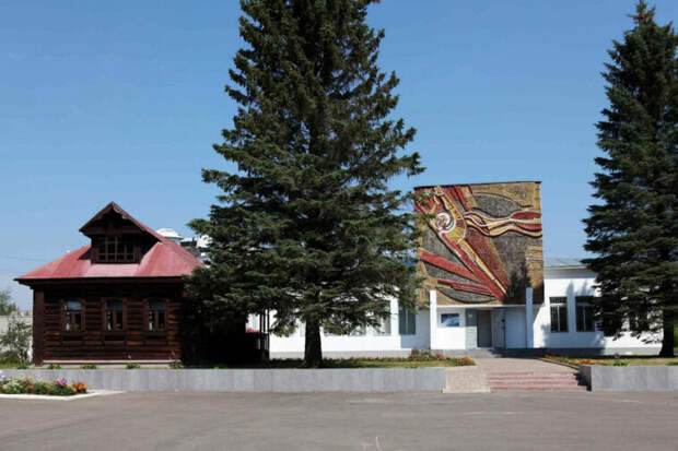 Музей Валентины Терешковой сгорел под Ярославлем. Избу могли поджечь