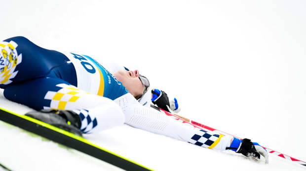 Король Швеции пошутил над жестким падением лыжницы Андерссон на Олимпиаде