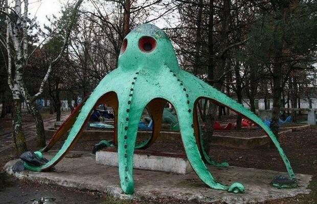 горка в форме осьминога