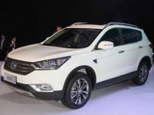 Dongfeng покажет на ММАС-2014 «брата» Nissan Qashqai Dongfeng покажет на ММАС-2014 «брата» Nissan Qashqai