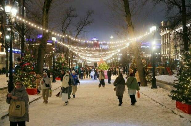 Москвичам спрогнозировали морозы до -15 градусов в новогоднюю ночь