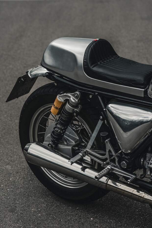 Bernd & Robin Mehnert: кафе рейсер Moto Guzzi California 1100 EV