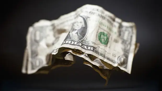 Валютный манёвр: Россия готовит ответ на новые санкции США