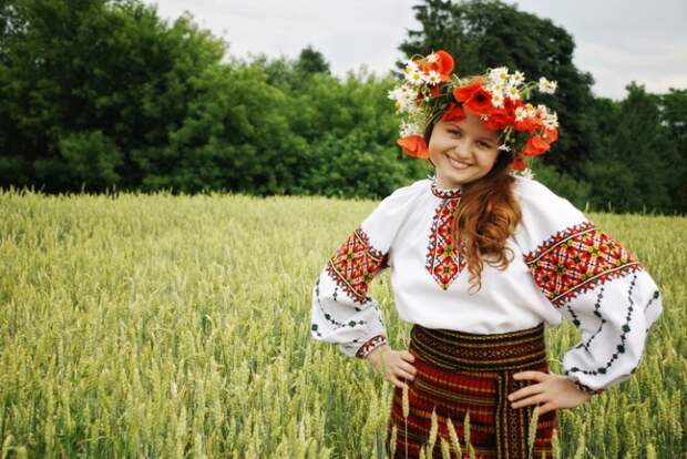 Невинная жертва и маньяк-насильник Невинная жертва и маньяк-насильник