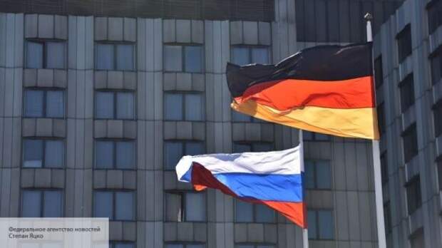 Экс-замминистра обороны США Закхейм назвал Россию и Германию «величайшим кошмаром Польши» Экс-замминистра обороны США Закхейм назвал Россию и Германию «величайшим кошмаром Польши»