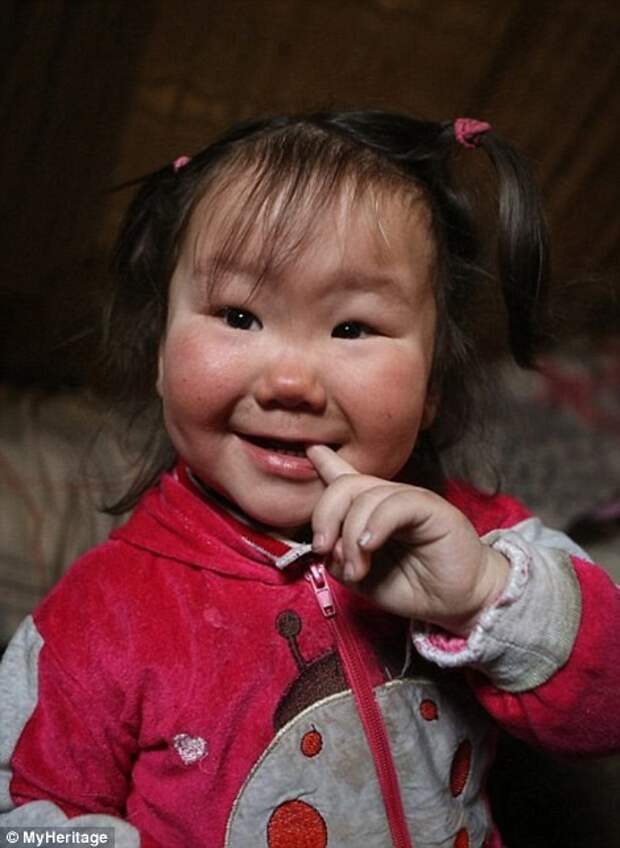 3-летняя девочка из семьи Сероттето быт, кочевник, культура, народ, ненцы, проект, россия, фото
