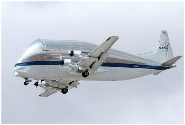 Super Guppy &mdash; транспортный самолет для перевозки негабаритных грузов, воздушный кит компании Aero Spacelines интересное, необычные, самолеты, странное, факты