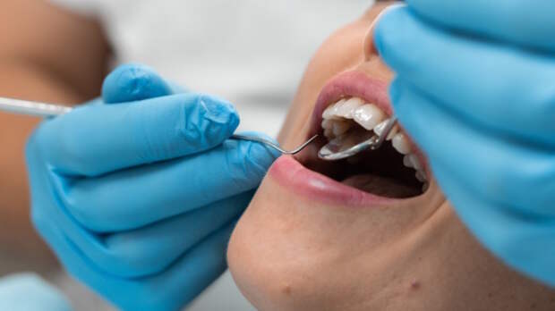 МВД задержало мошенников, навязывавших услуги стоматологии