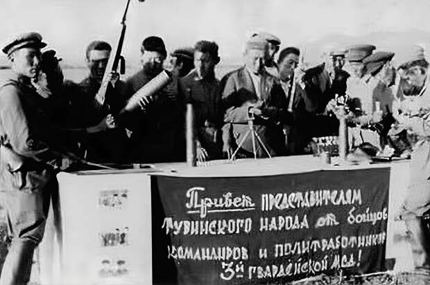 Новых союзников встречали на фронте с теплотой, фото 1943 г.