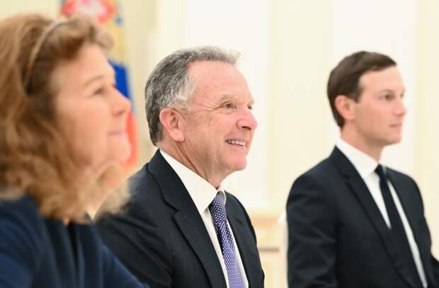 Белый дом назвал участников новых переговоров в Абу-Даби