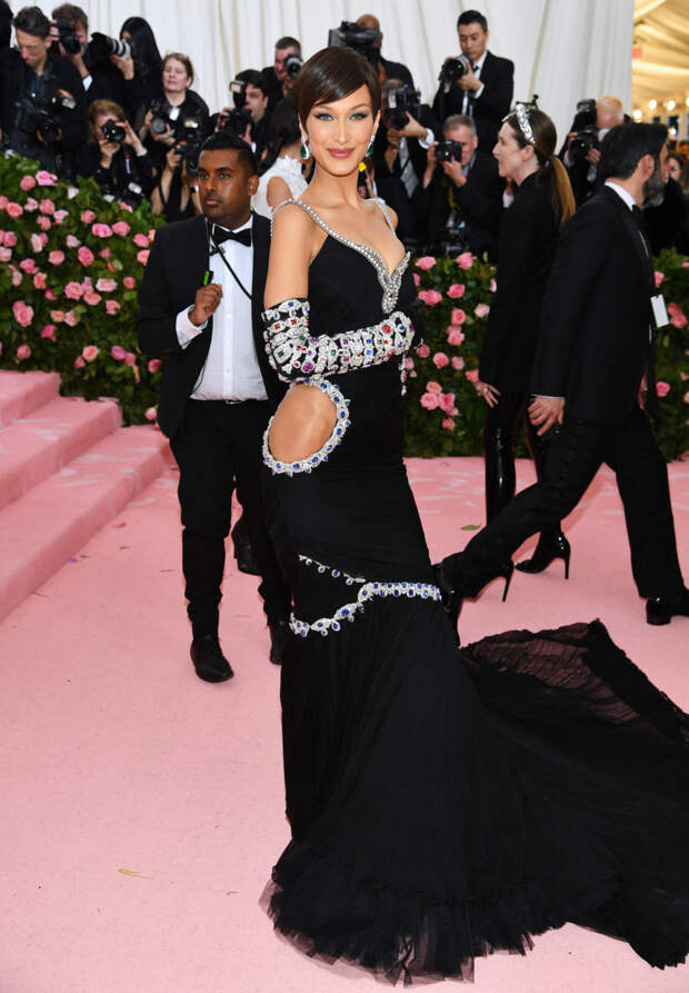 Met Gala 2019: лучшие платья звезд на красной дорожке