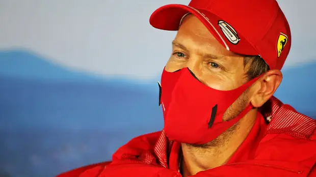 Феттель показал лучшее время во второй практике Гран-при Венгрии, Квят — 13-й