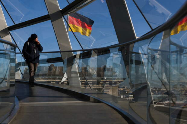 МИД призвал граждан России воздержаться от поездок в Германию