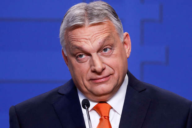 Премьер Венгрии Орбан назвал фон дер Ляйен прислужницей вельзевула Вебера