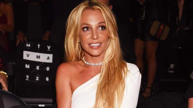 Бритни Спирс в опасности из-за своего сомнительного окружения: подробности