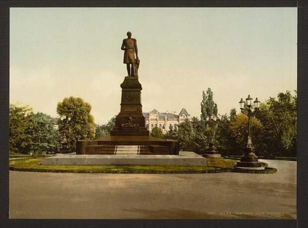 Памятник Николаю I напротив Университета св. Владимира XIX век, история, киев, фотографии, цветные фото