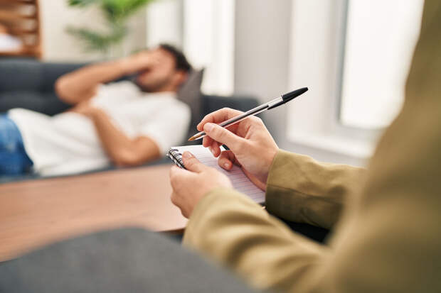 Психиатр Шуров: проблемы с психикой через поколения в обществе не меняются