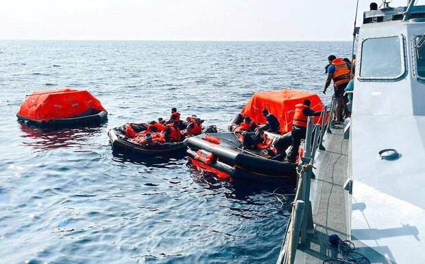 В Индии выразили возмущение США из-за потопления иранского корабля