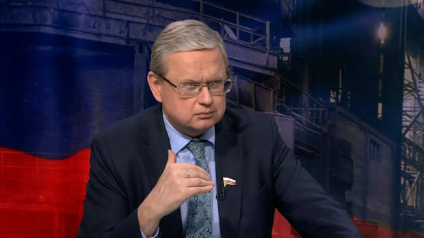 Делягин указал на лазейку для коррупционеров в России: Казнокрады покупают свободу на ворованные деньги