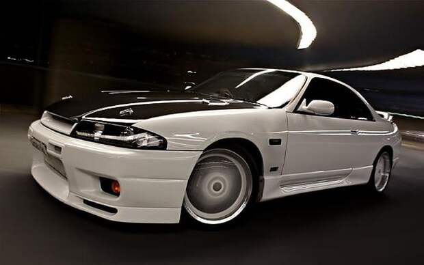 Эволюция Nissan Skyline (26 фото + видео) Эволюция Nissan Skyline (26 фото + видео)