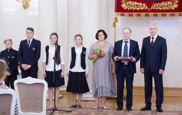 Собянин вручил награды и благодарности жителям Москвы