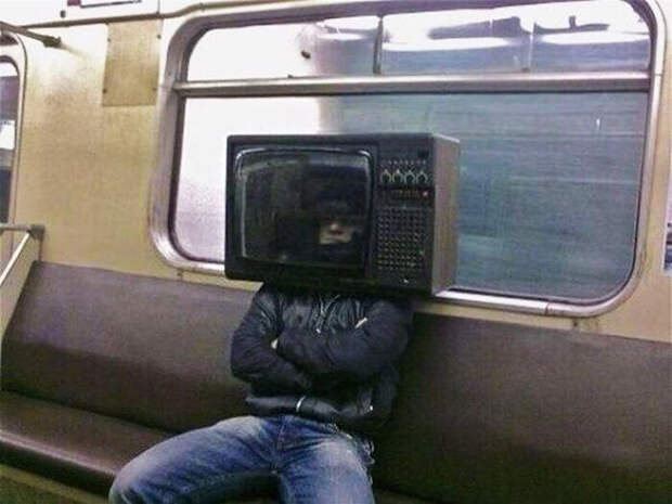 20 отчаянных «модников» московского метро (ФОТО)