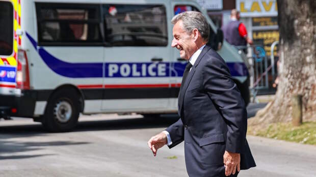 Апелляционный суд Парижа освободил Николя Саркози из тюрьмы под судебный контроль