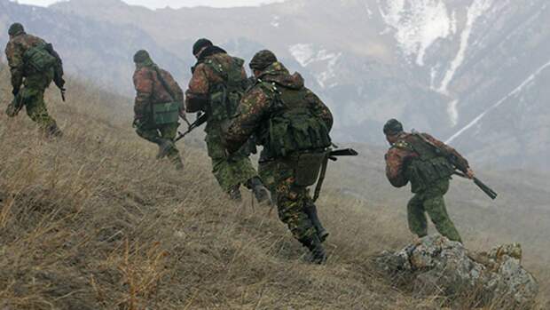 Учения мотострелков ЦВО начались на горных полигонах российской базы в Таджикистане
