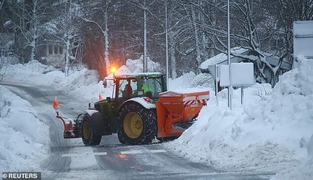 Европу заносит снегом
