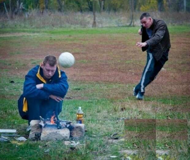 другу грустно